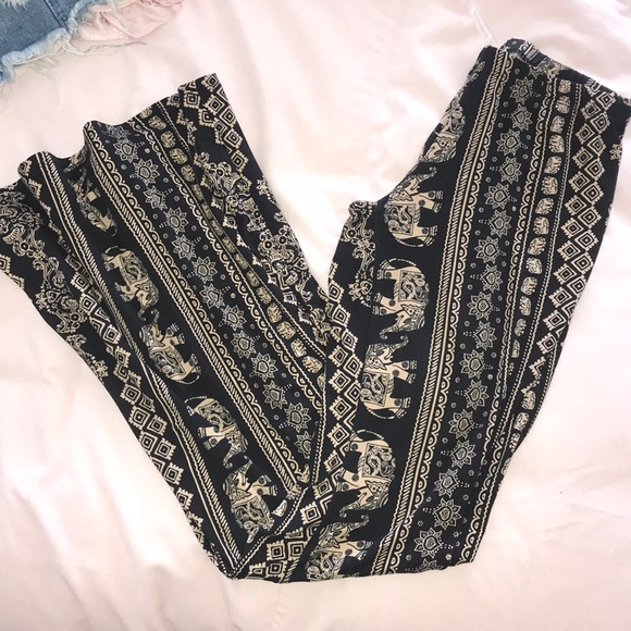 tight pants with flare leg